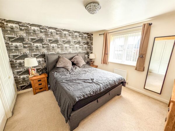 Cotswold Close, Corby
