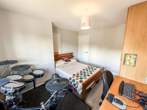 Little Meadow, Great Oakley, Corby