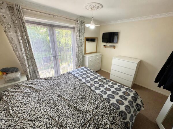 Pound Close, Great Oakley, Corby