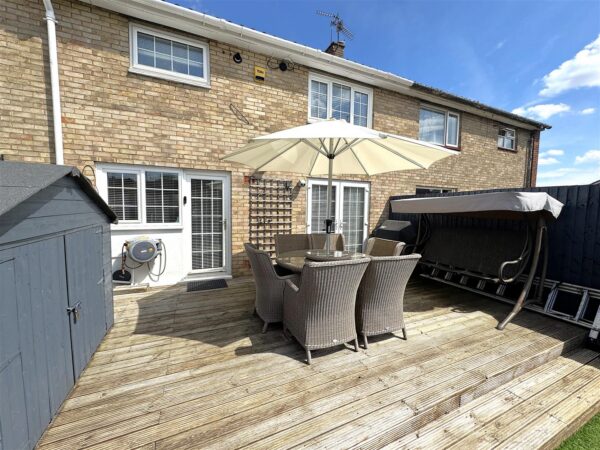 Mantlefield Road, Corby