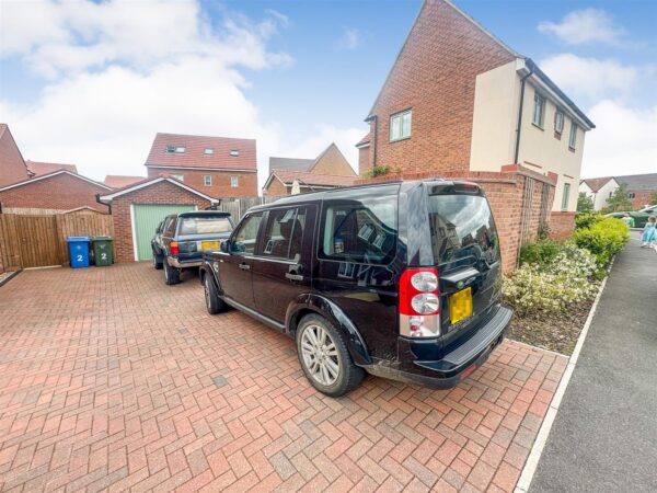Arnold Drive, Corby