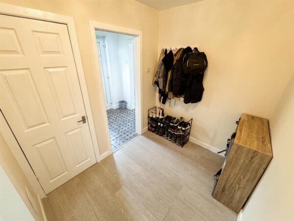 Faraday Grove, Corby