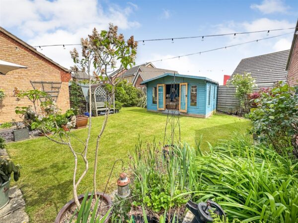 Applegarth Close, Corby