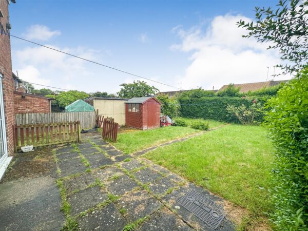 Kingsthorpe Avenue, Corby