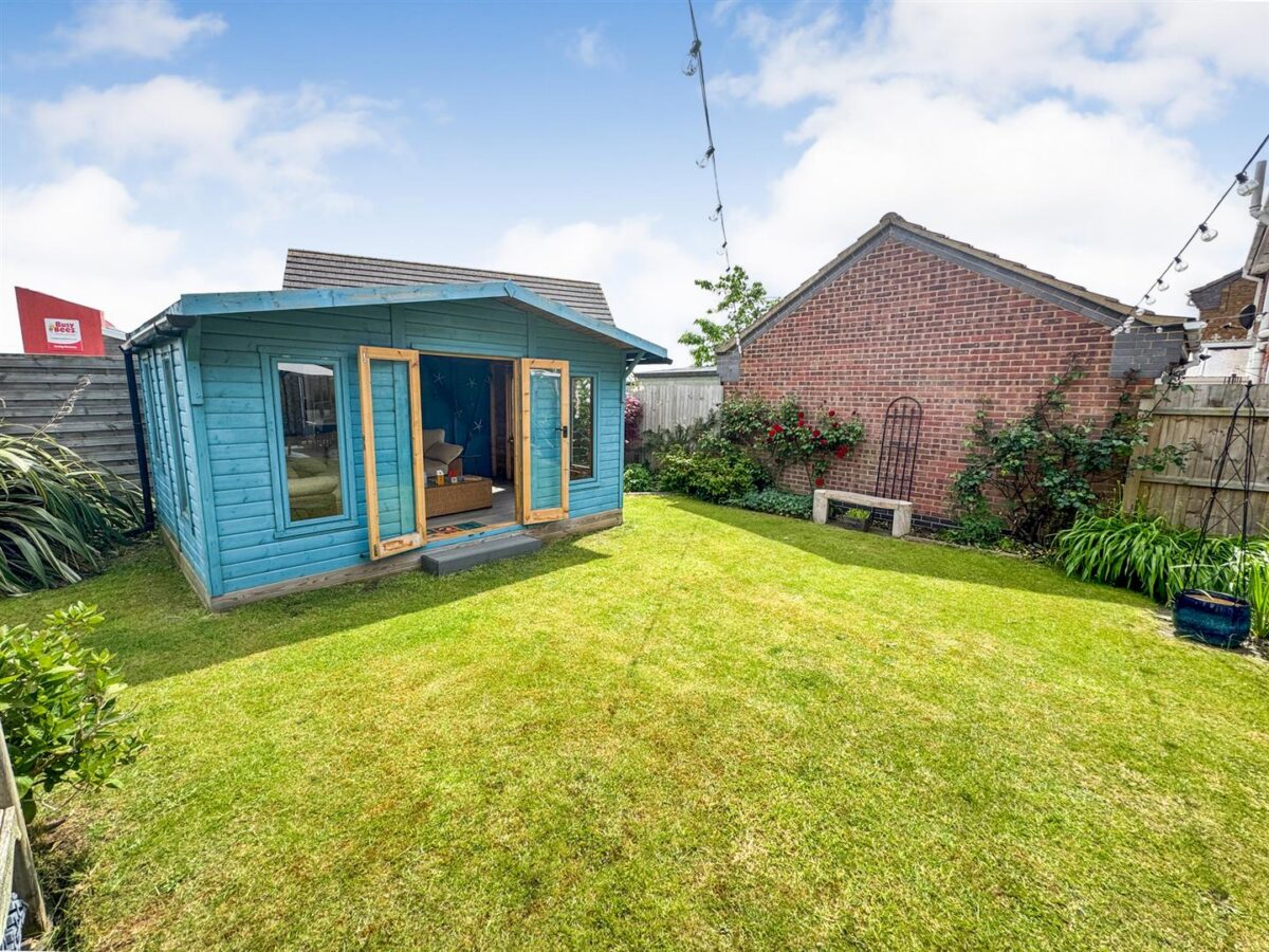 Applegarth Close, Corby
