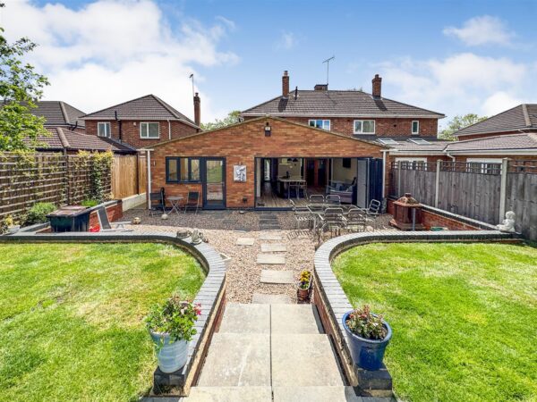 Cottingham Road, Corby