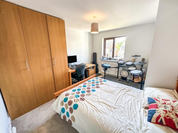 Little Meadow, Great Oakley, Corby