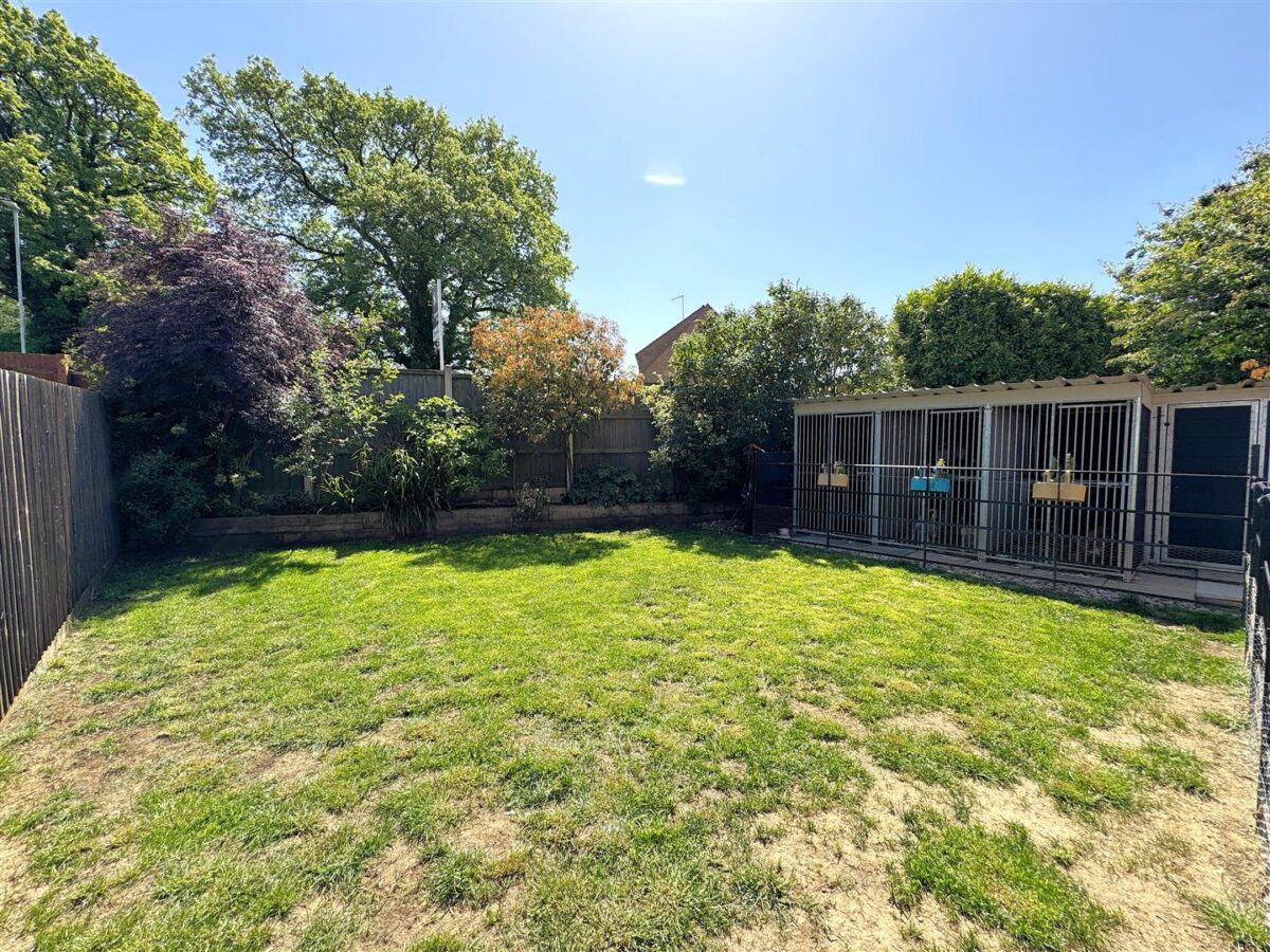 Harden Close, Great Oakley, Corby
