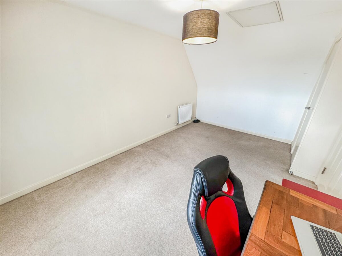 Cotswold Close, Corby