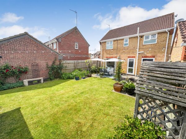 Applegarth Close, Corby