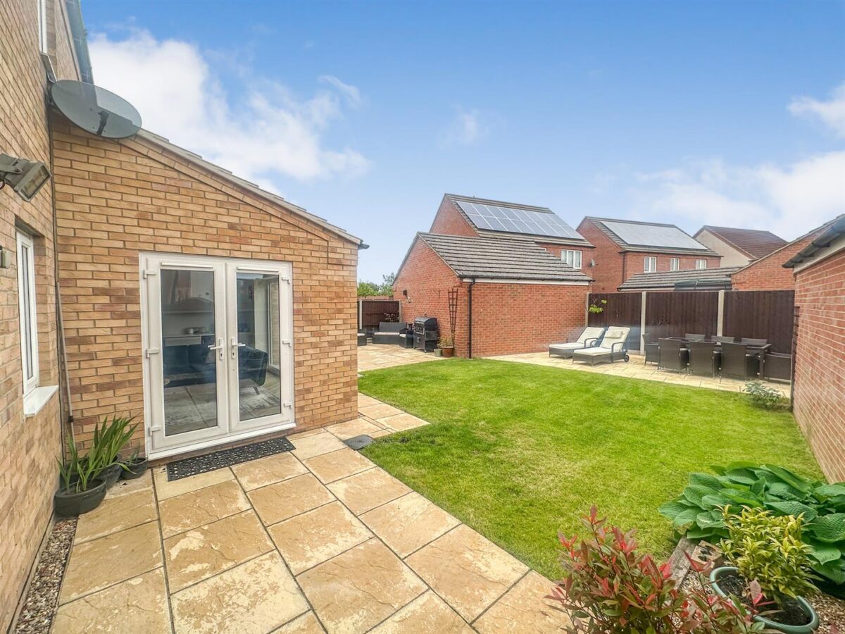Ullswater Close, Corby