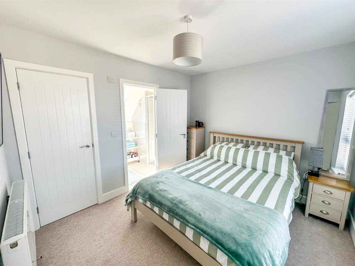 Park View, Corby