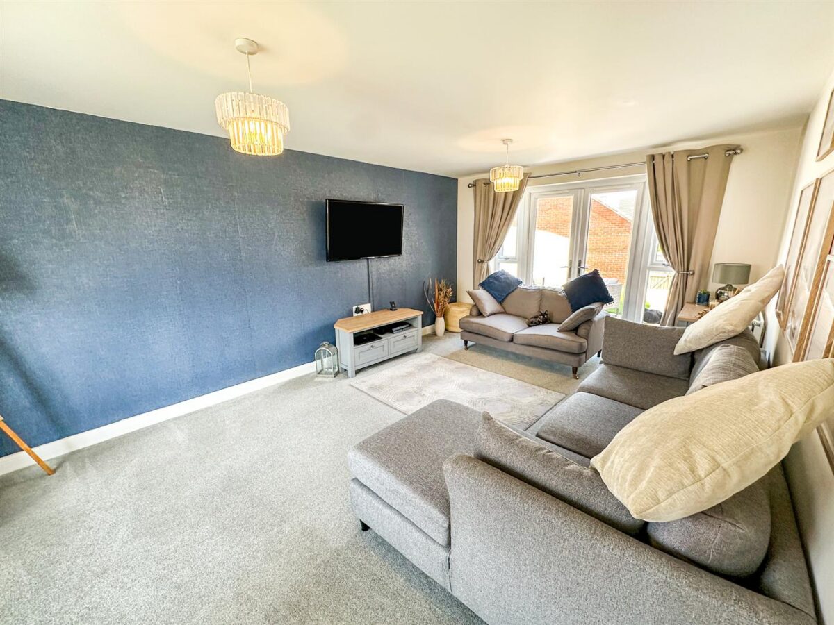 Aintree Road, Corby