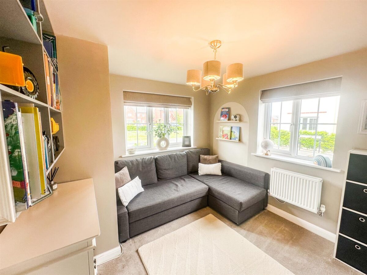 Arnold Drive, Corby