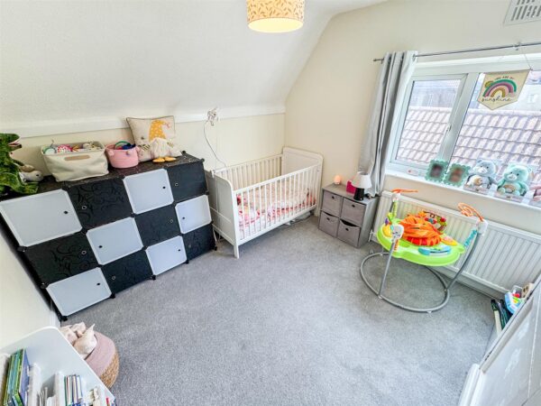 Faraday Grove, Corby