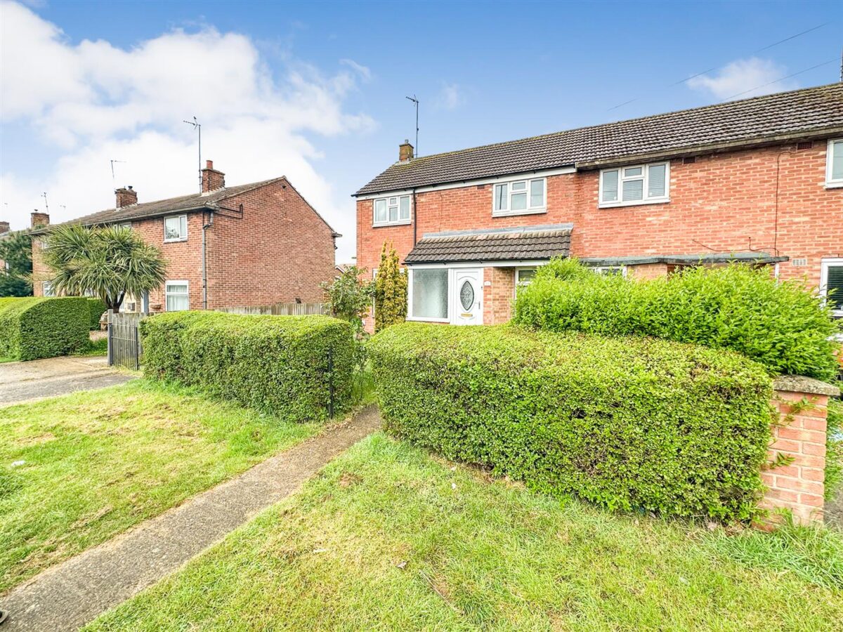 Kingsthorpe Avenue, Corby