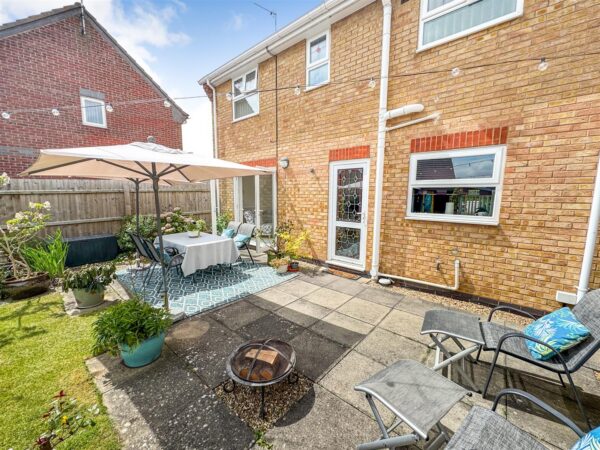 Applegarth Close, Corby
