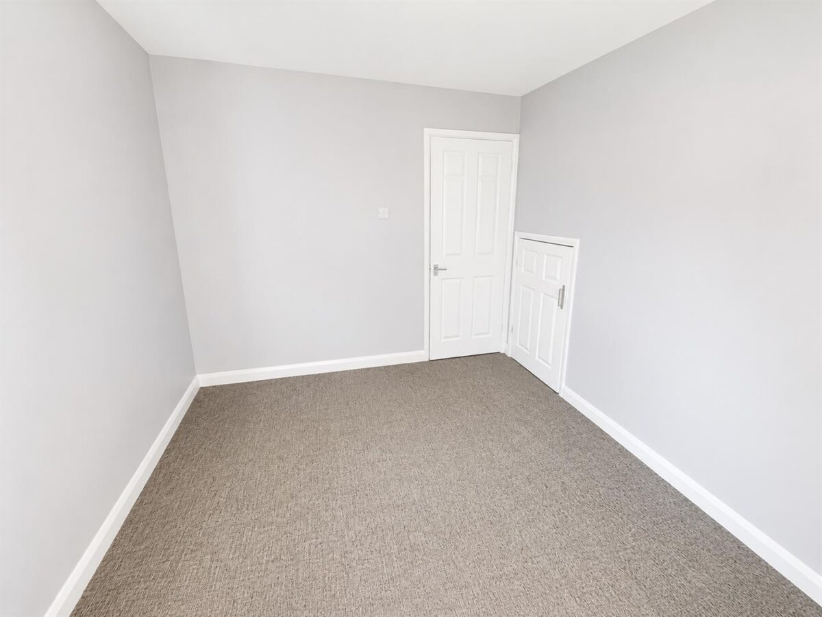 Gainsborough Court, Corby