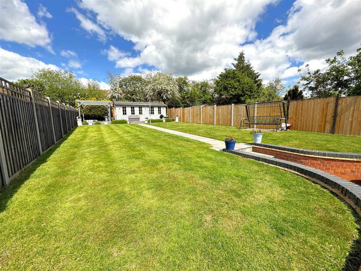 Cottingham Road, Corby