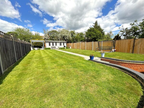 Cottingham Road, Corby