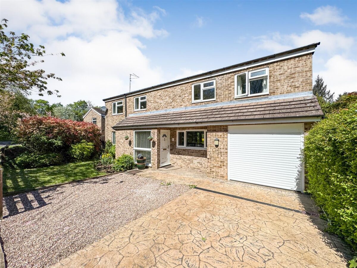 Dunedin Road, Corby