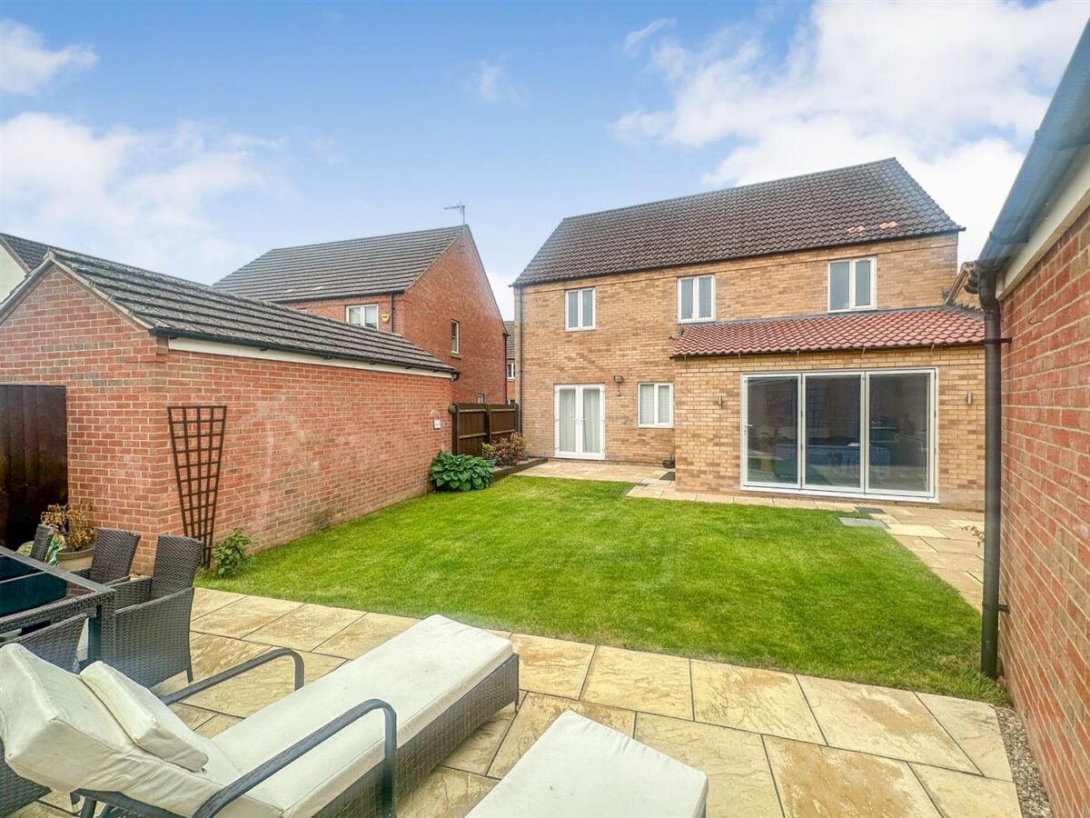 Ullswater Close, Corby
