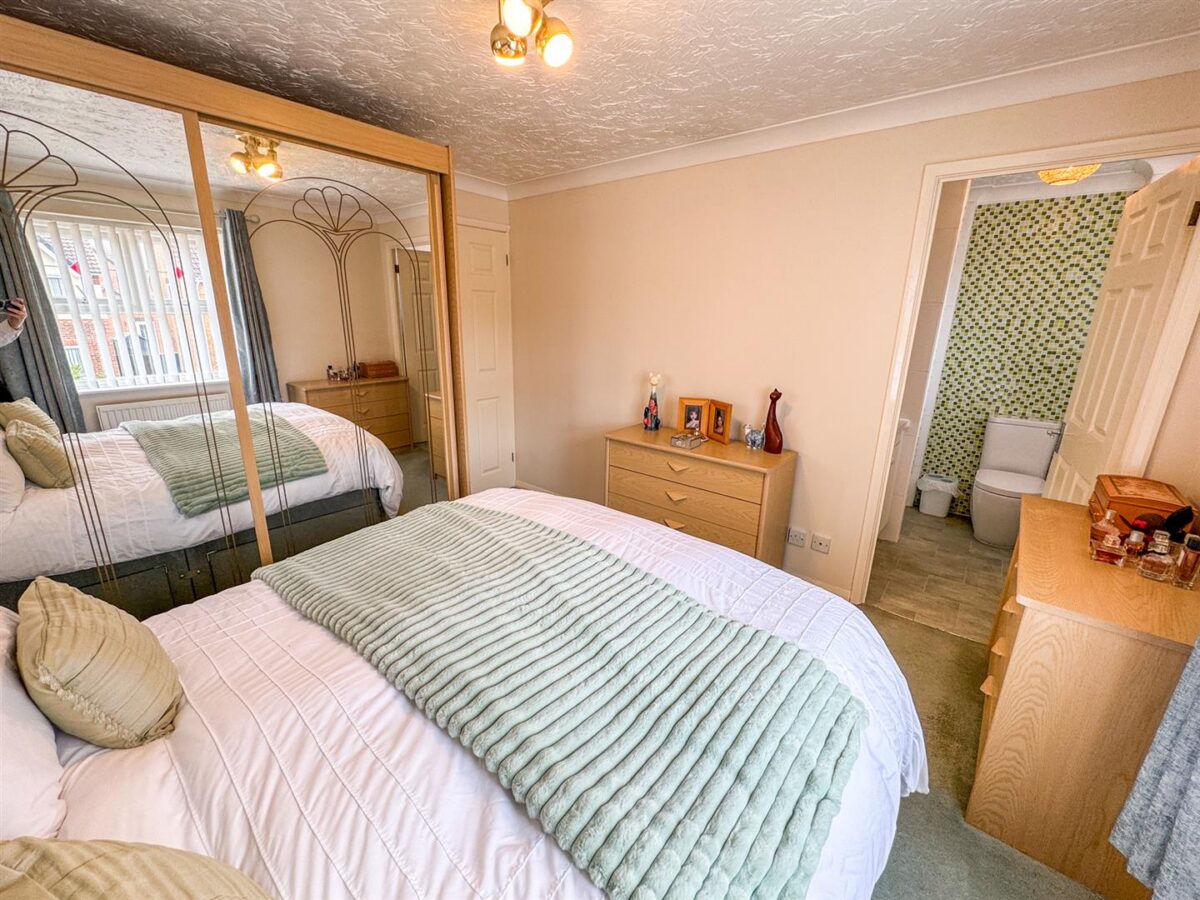 Applegarth Close, Corby