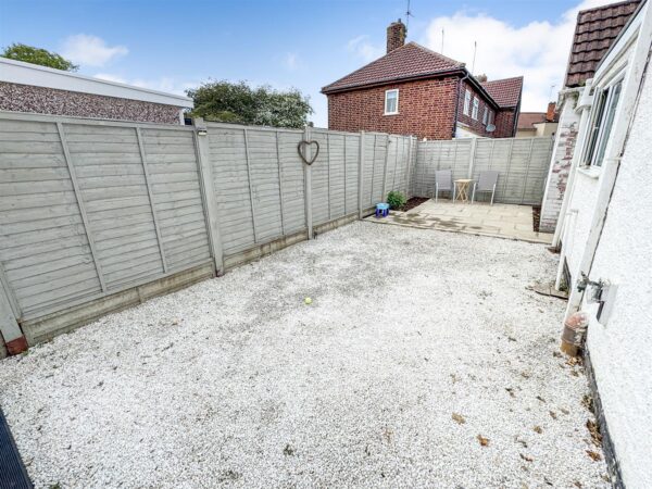 Faraday Grove, Corby