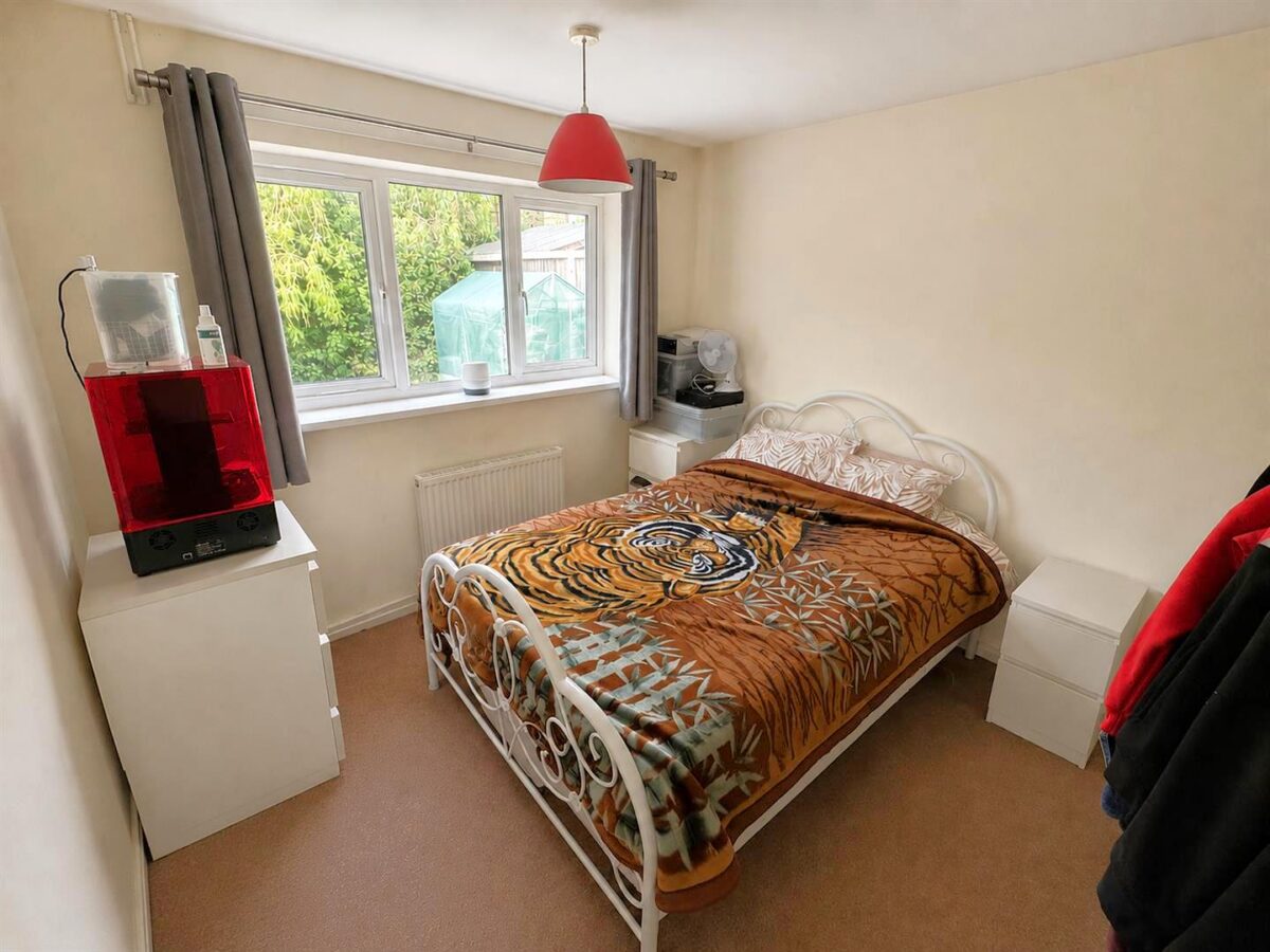 Pound Close, Great Oakley, Corby