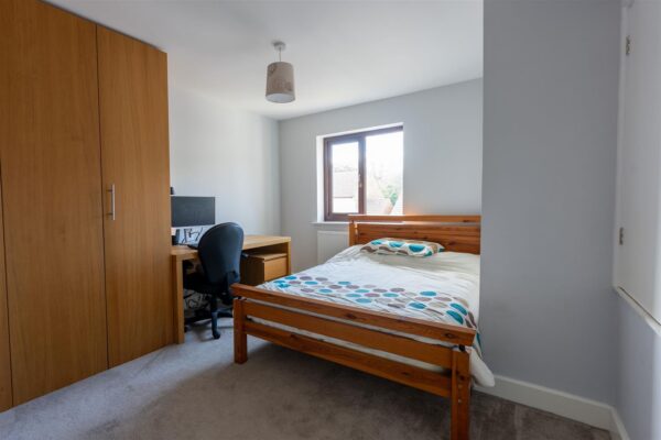 Little Meadow, Great Oakley, Corby