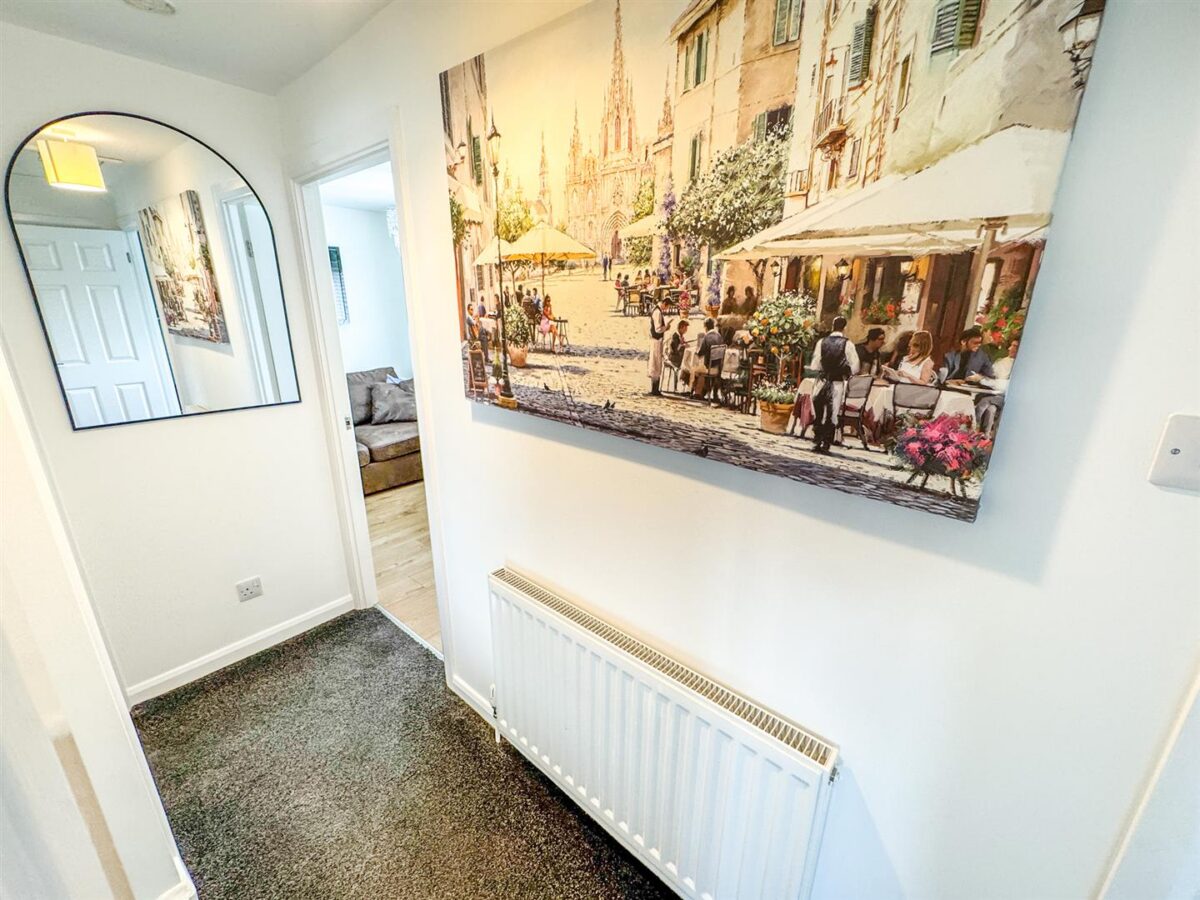 Mantlefield Road, Corby
