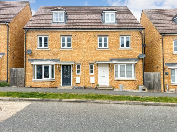 Roman Road, Corby