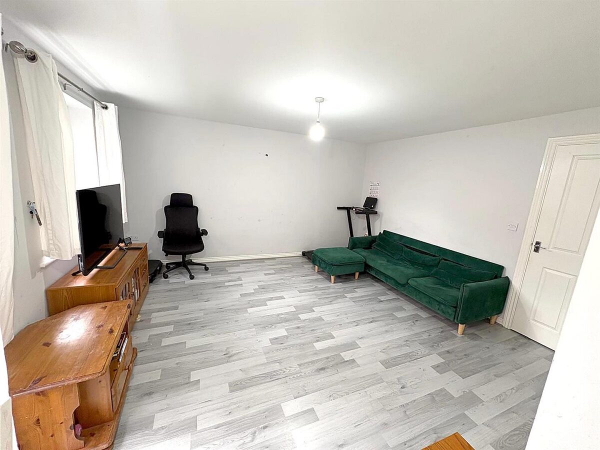 Conyger Close, Great Oakley, Corby