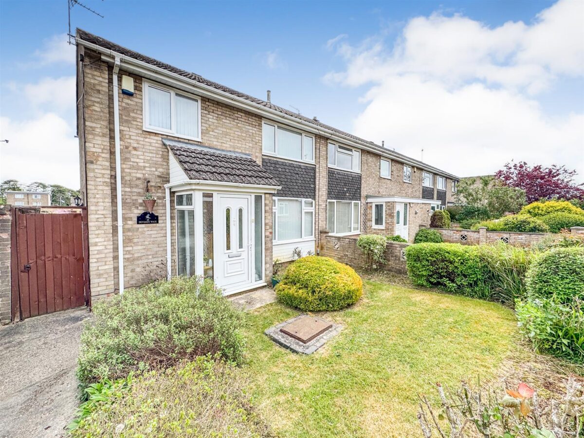 Deveron Walk, Corby
