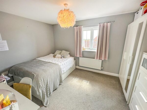 Aintree Road, Corby