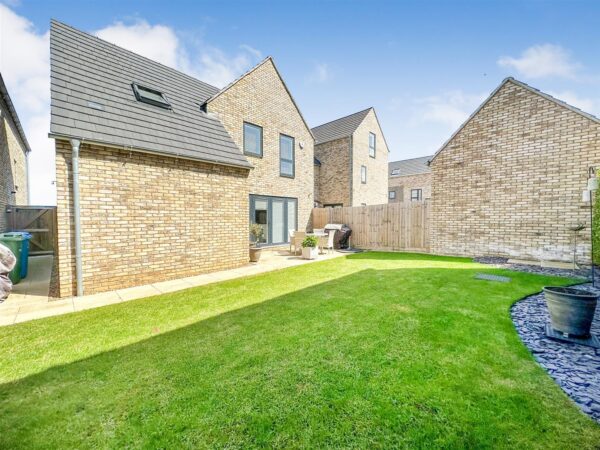 Park View, Corby
