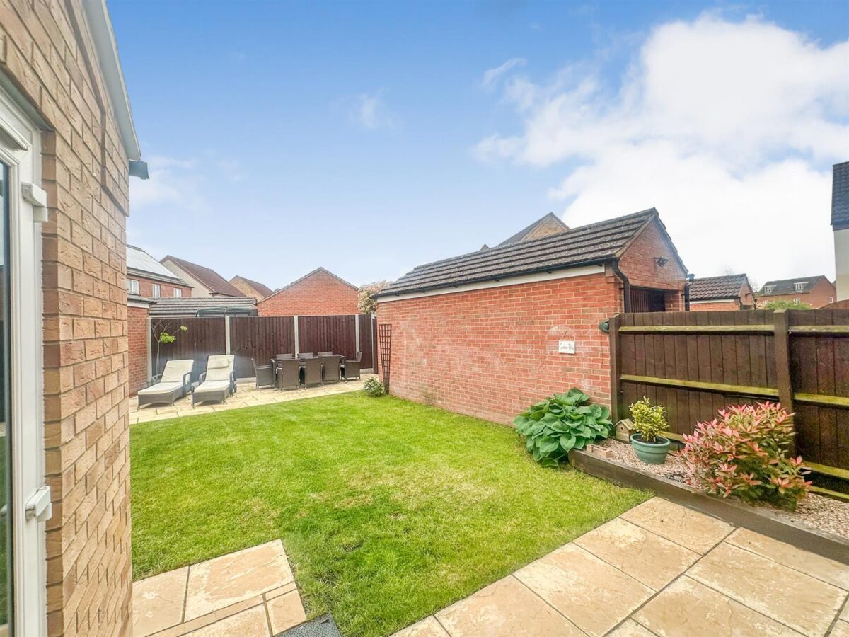 Ullswater Close, Corby