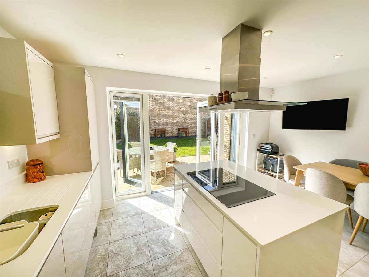 Park View, Corby