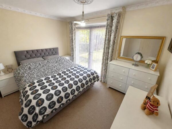 Pound Close, Great Oakley, Corby