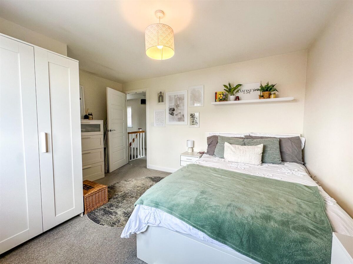 Aintree Road, Corby