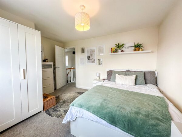 Aintree Road, Corby
