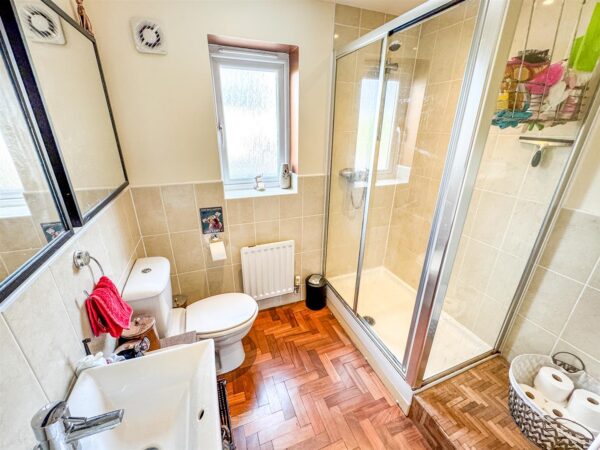 Cotswold Close, Corby