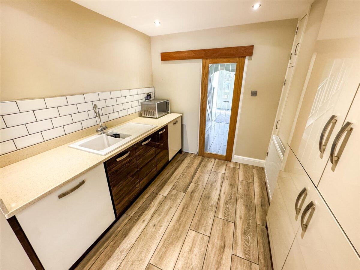 Cottingham Road, Corby
