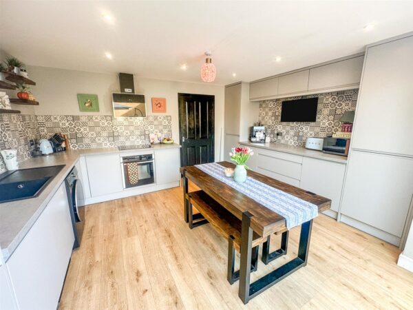 Gunnell Road, Corby