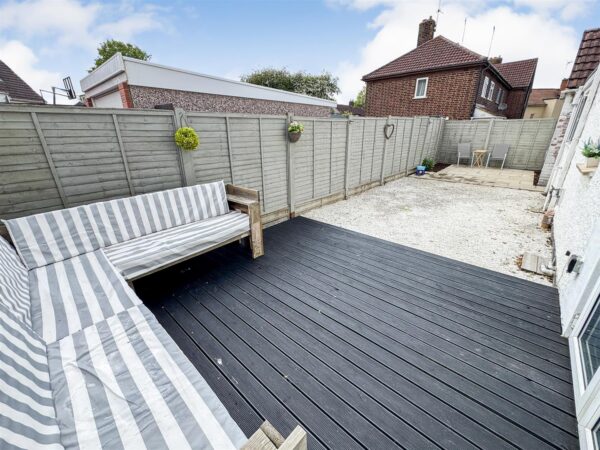 Faraday Grove, Corby