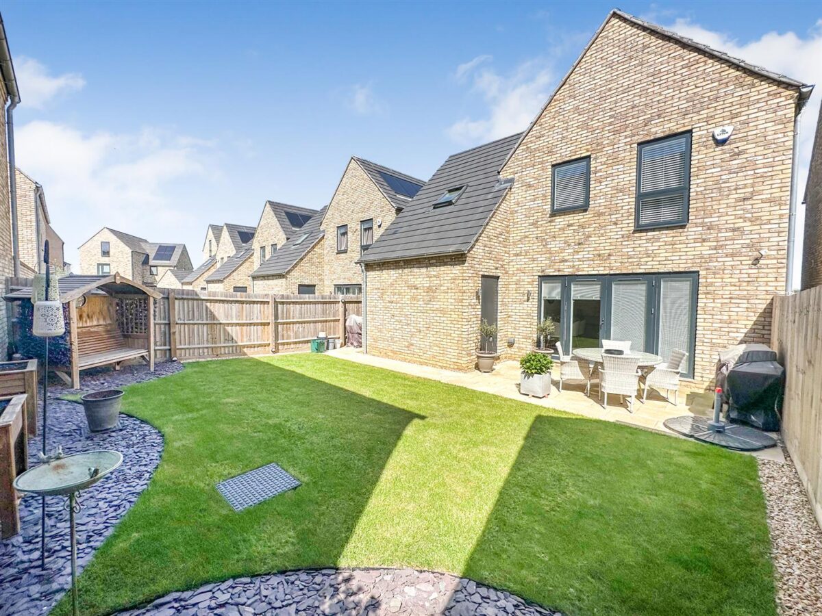 Park View, Corby