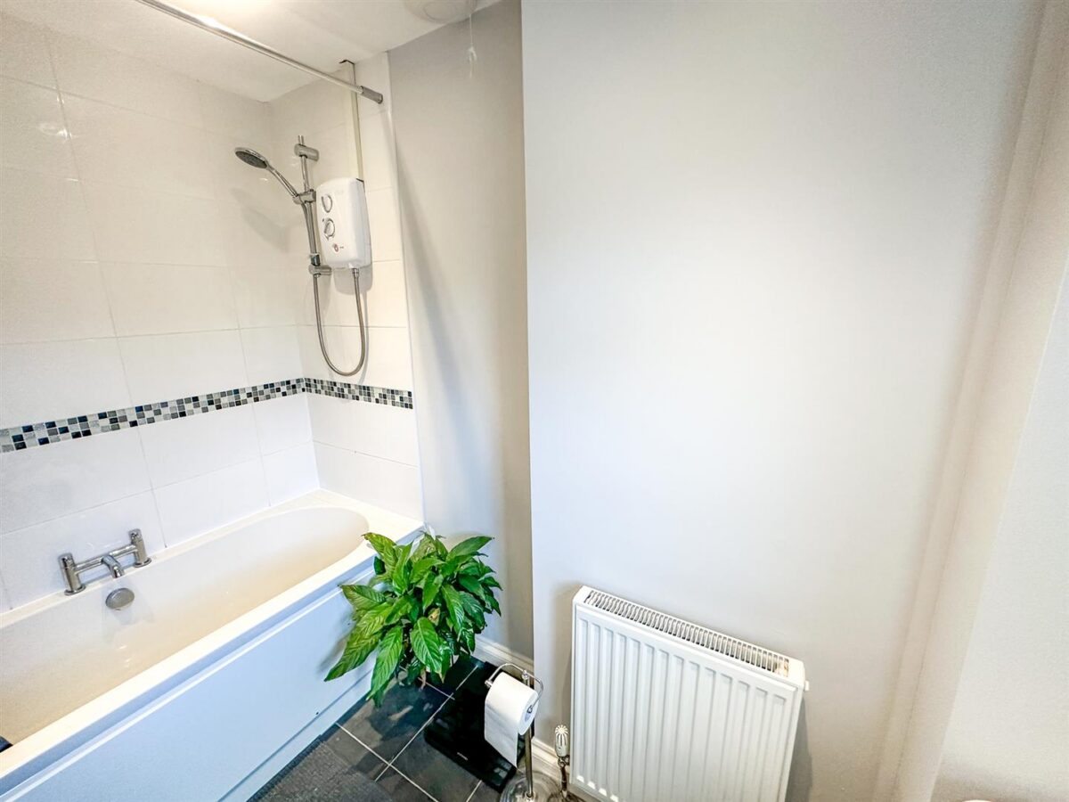 Little Meadow, Great Oakley, Corby