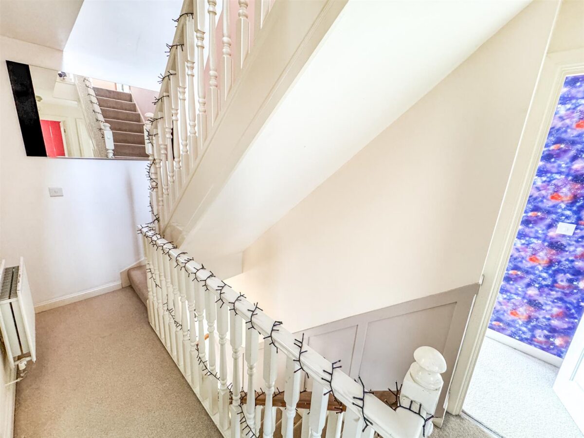 Cotswold Close, Corby