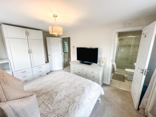 Arnold Drive, Corby