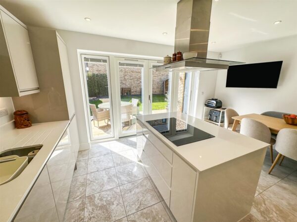 Park View, Corby